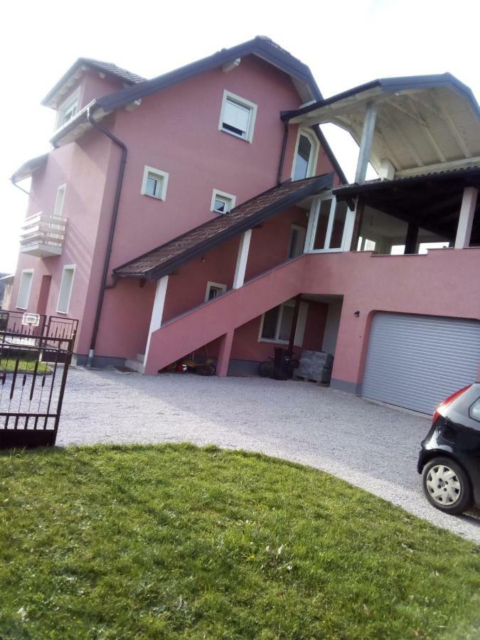 Studio Apartman Zagreb Horvati Rakov Potok Exterior photo